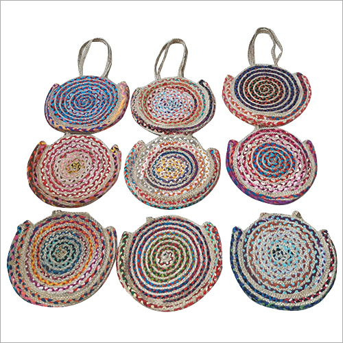 Stylish Handloom Bag - Jute Material, Customized Size and Color Options | Fine Finish, Embroidered Design, Perfect for Shopping