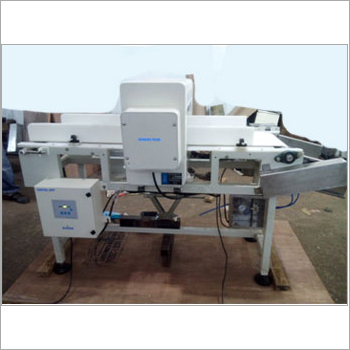 Conveyor Metal Detector Application: Industries