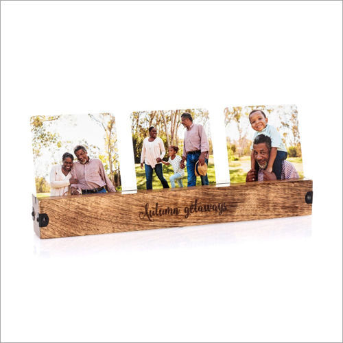 Polishing Wooden Photo Stand