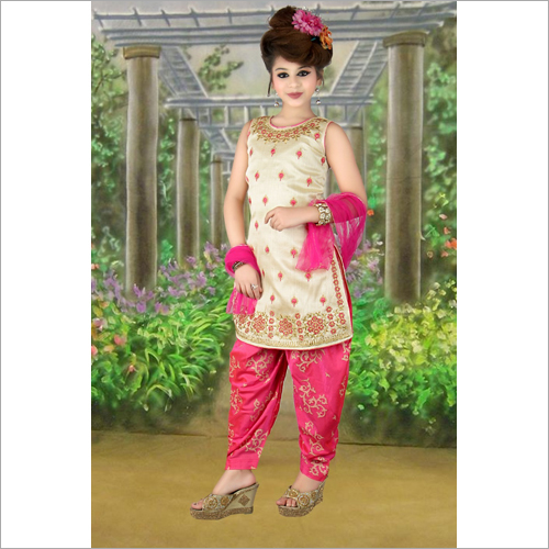 Girls Salwar Suit - Cotton Fabric, Sizes S, M, L, XL , Customizable Logo, Ethnic Printed Pattern, Age Up to 12 Years