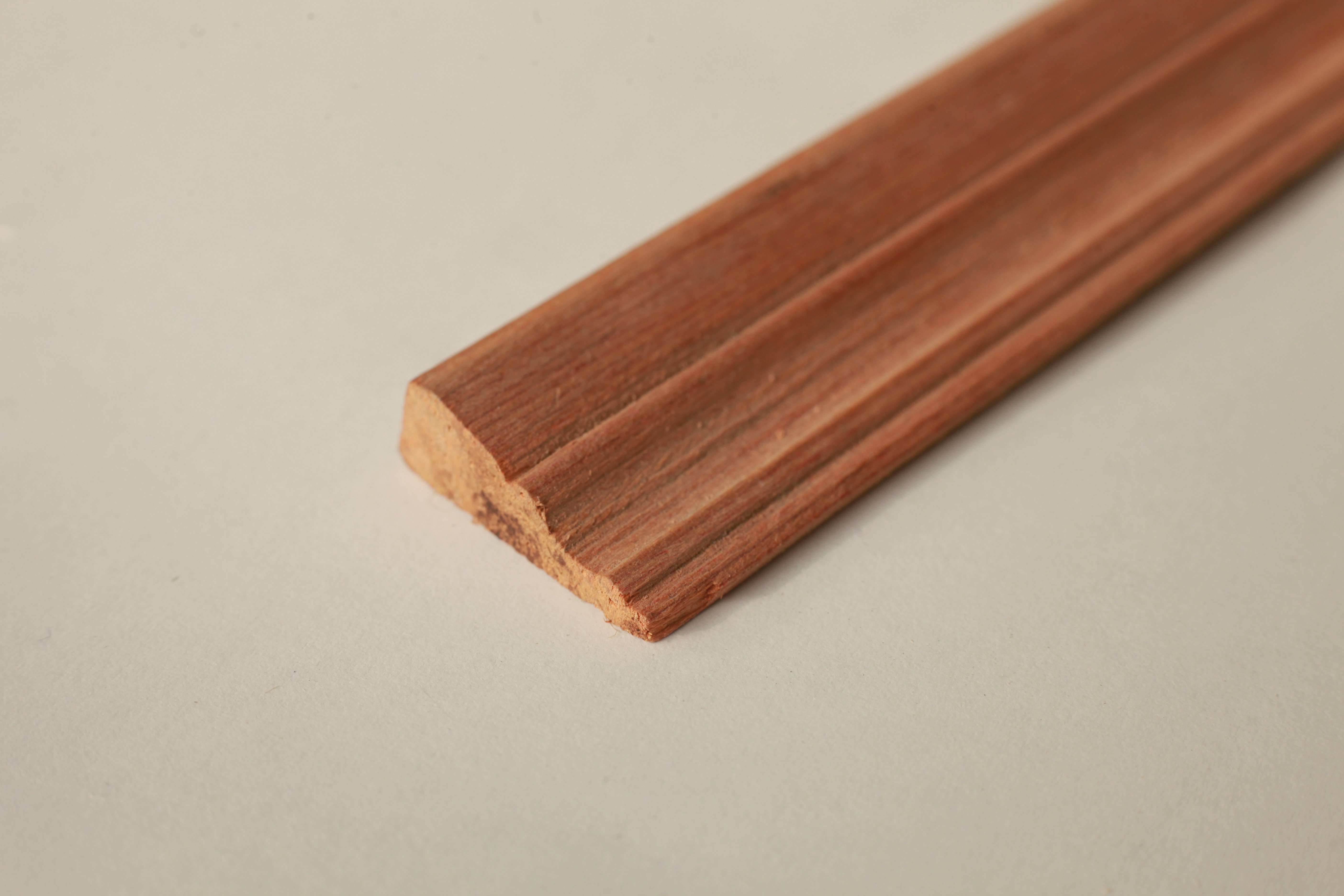 Stable High Quality Wood Moulding