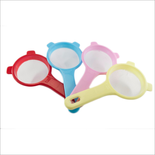 Tea Strainer - Plastic Material, Lightweight Design | Perfect for Single-Cup Brewing with Perforated Surface