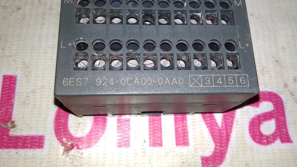 Siemens Analog Input Module 6es7 924-0ca00-0aa0