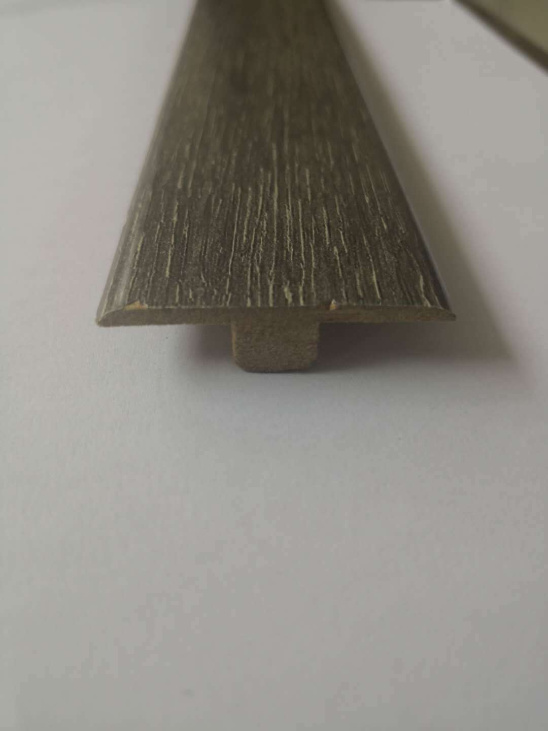 High Quality Decorative Wooden Moulding Core Material: Solid Wood