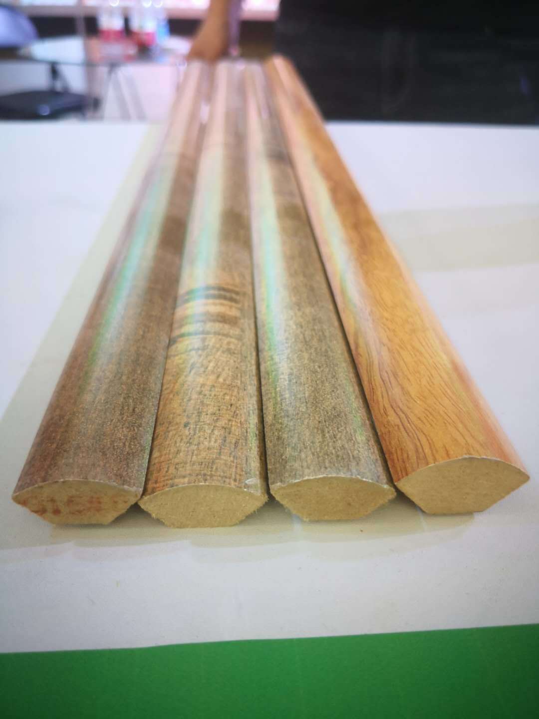 Decorative Furniture Moulding Core Material: Solid Wood