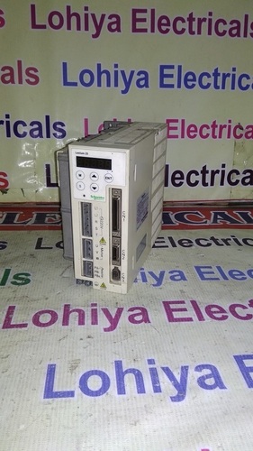 श्नाइडर सर्वो ड्राइव LXM23CU07M3X