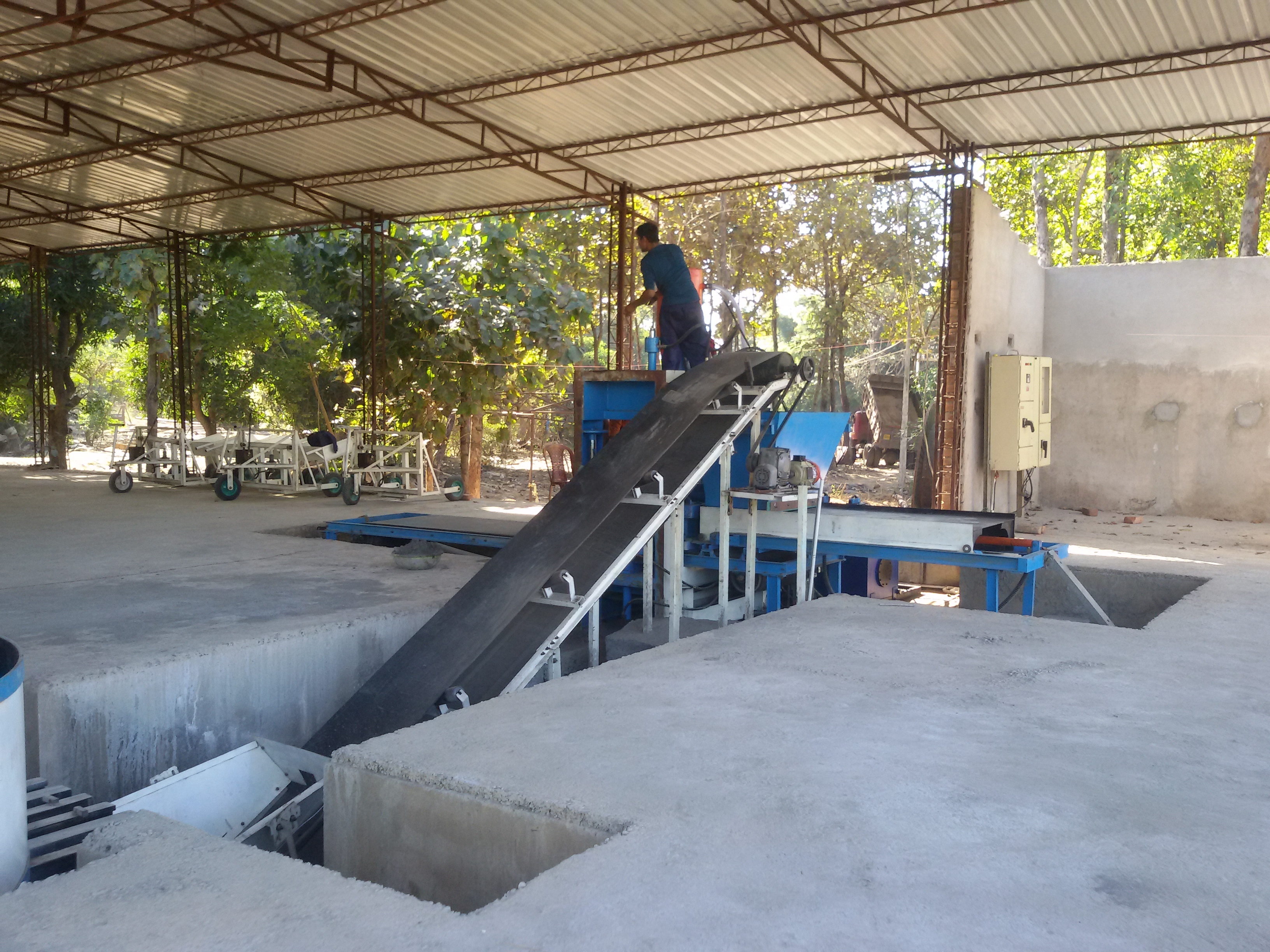 6 Brick Machine Capacity: 30000 Kg/day