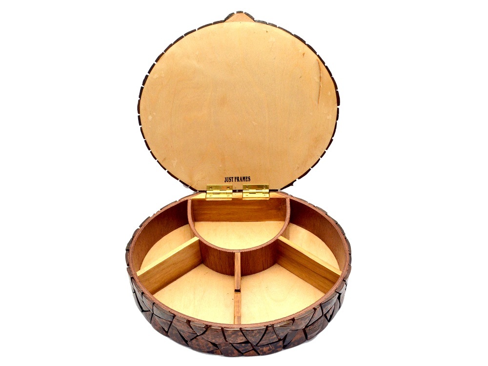 Brown Round Shape Dryfruit Box