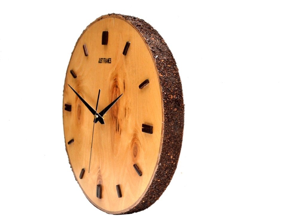 Wooden Wall Clock Size: 12 Inch X 1.5 Inch X 12 Inch