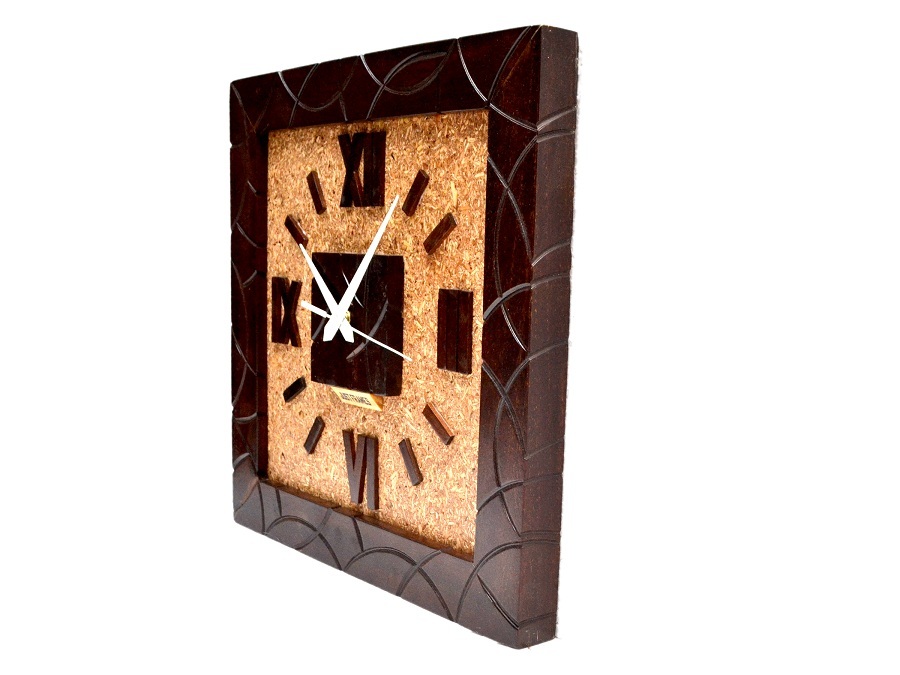 Wooden Wall Clock Size: 15 Inch X 1.5 Inch X 15 Inch