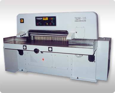 Programmable Hydraulic Paper Cutting Machine