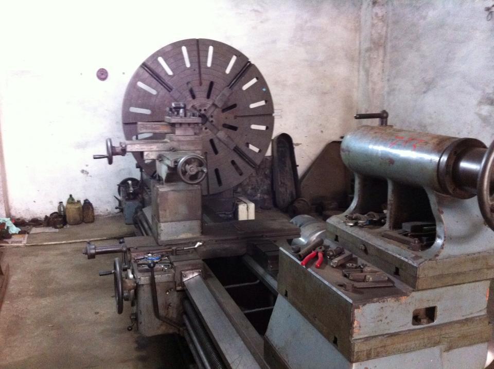 Machine Parts - Cast Iron, 1000 X 500 X 1000 Mm | 500 Kg Weight, 3 Kw Power, 100-1500 Rpm Speed, 50 Mm Spindle Bore, 500 Mm Swing Diameter