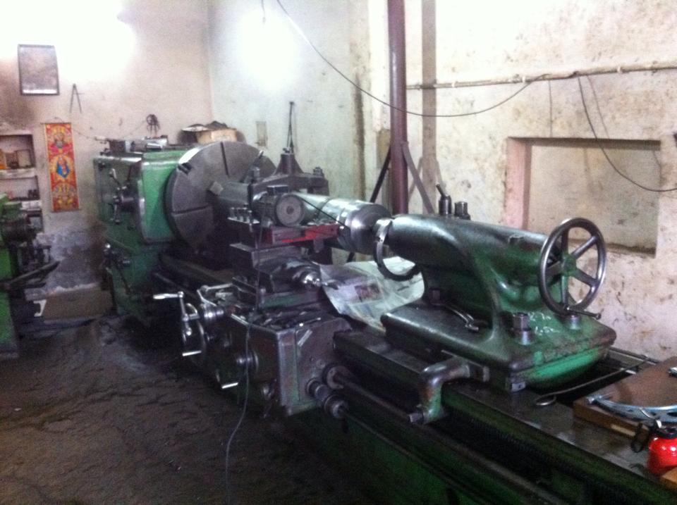 Machine Parts - Cast Iron, 1000 X 500 X 1000 Mm | 500 Kg Weight, 3 Kw Power, 100-1500 Rpm Speed, 50 Mm Spindle Bore, 500 Mm Swing Diameter