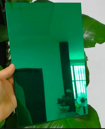 Green Mirror Application: Decoration