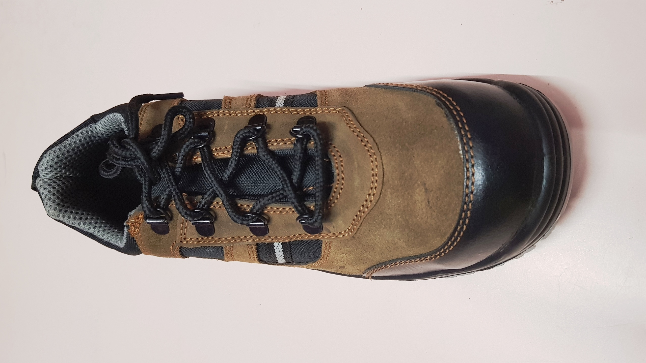 Safety Shoes - Untearable Material, Size 9, Black Color | Pvc Sole, Midsole Protection, Temperature Resistance, Anti-slip Base