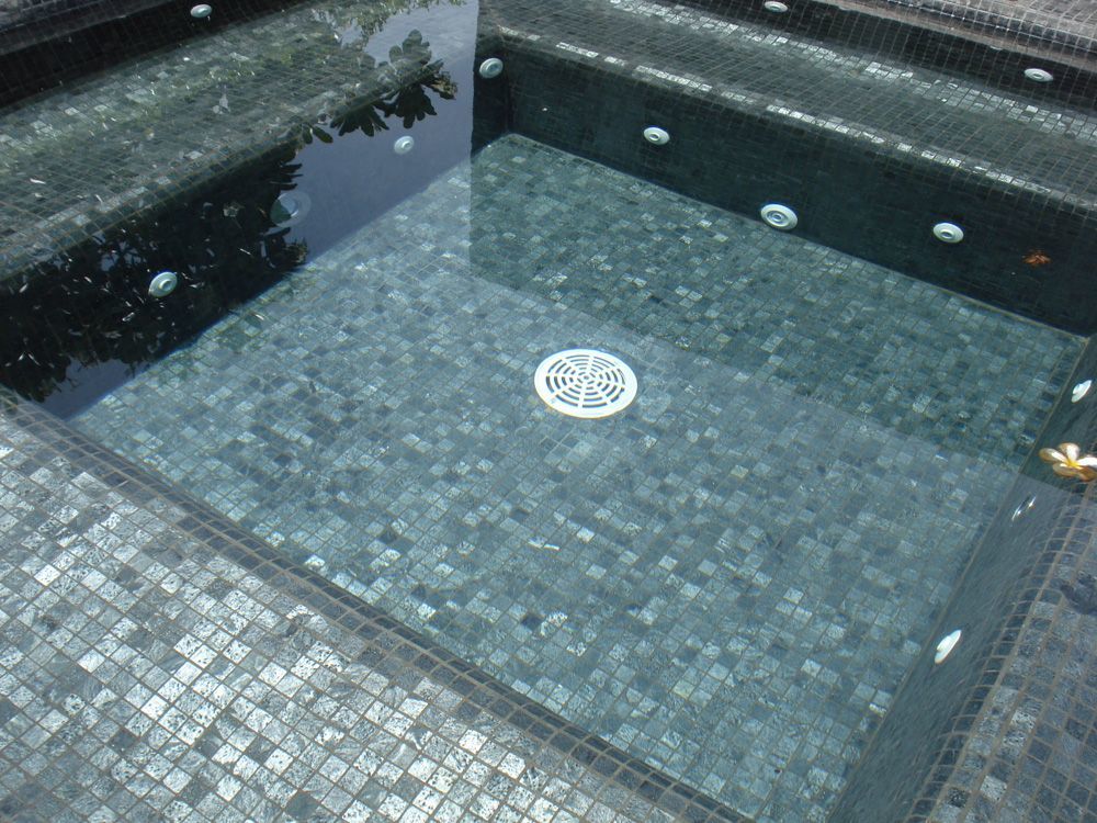 Jacuzzi Spa Tub - Pvc Rectangular | Leakage Proof, Rust Resistant, Easy To Clean, Unique Design, Various Sizes Available