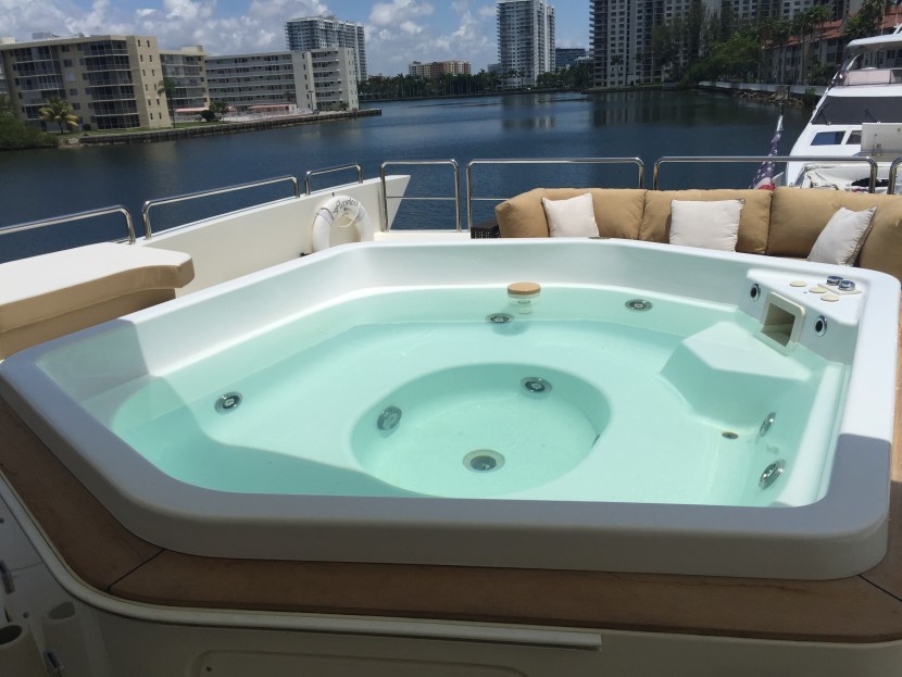 Jacuzzi Spa Tub - Pvc Rectangular | Leakage Proof, Rust Resistant, Easy To Clean, Unique Design, Various Sizes Available
