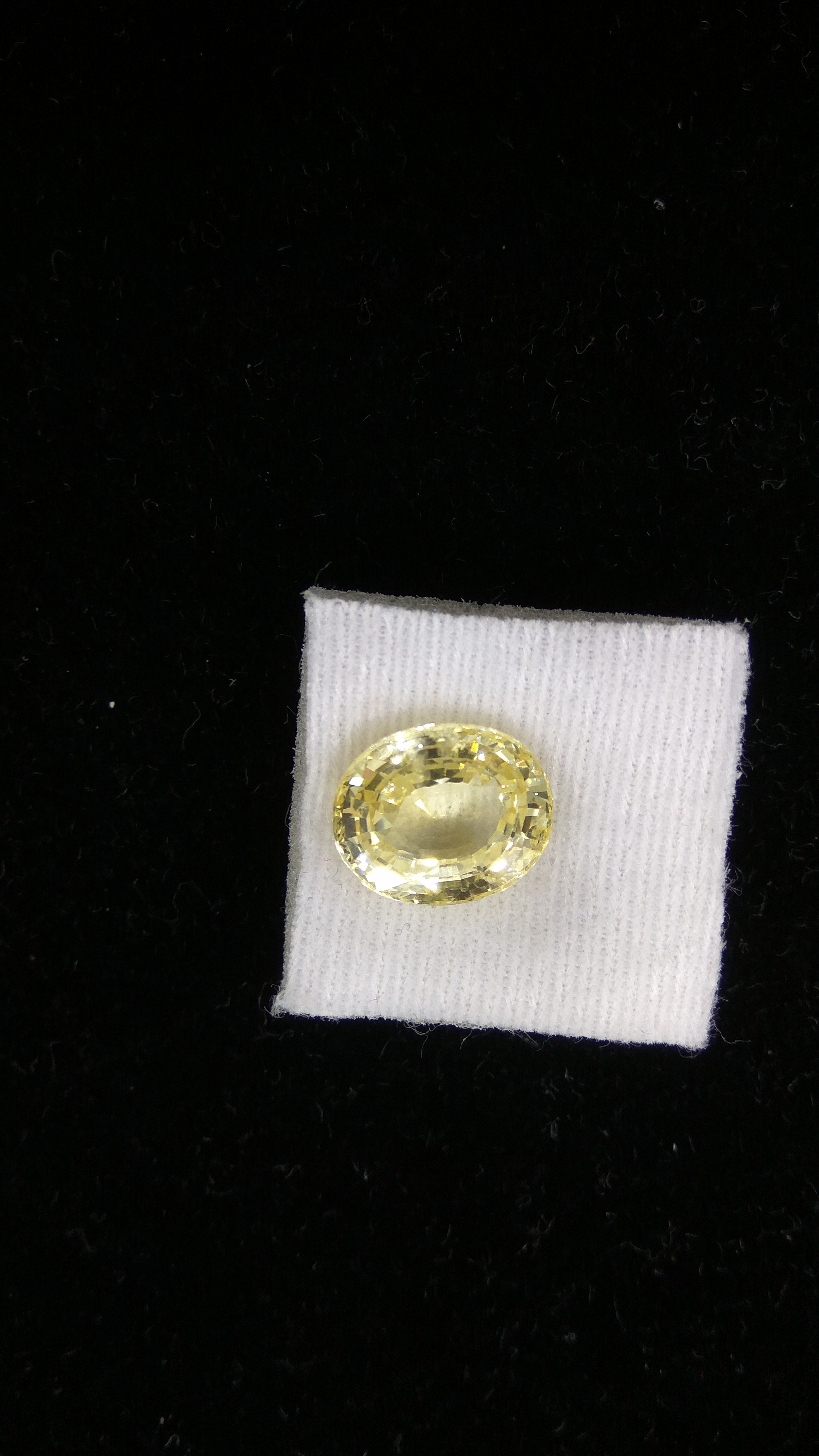 Yellow Sapphire - 8.50 Carats, Natural Unheated Oval Cut, Stunning Yellow Color, Untreated Ceylon Pukhraj Rashi Ratna Gemstone