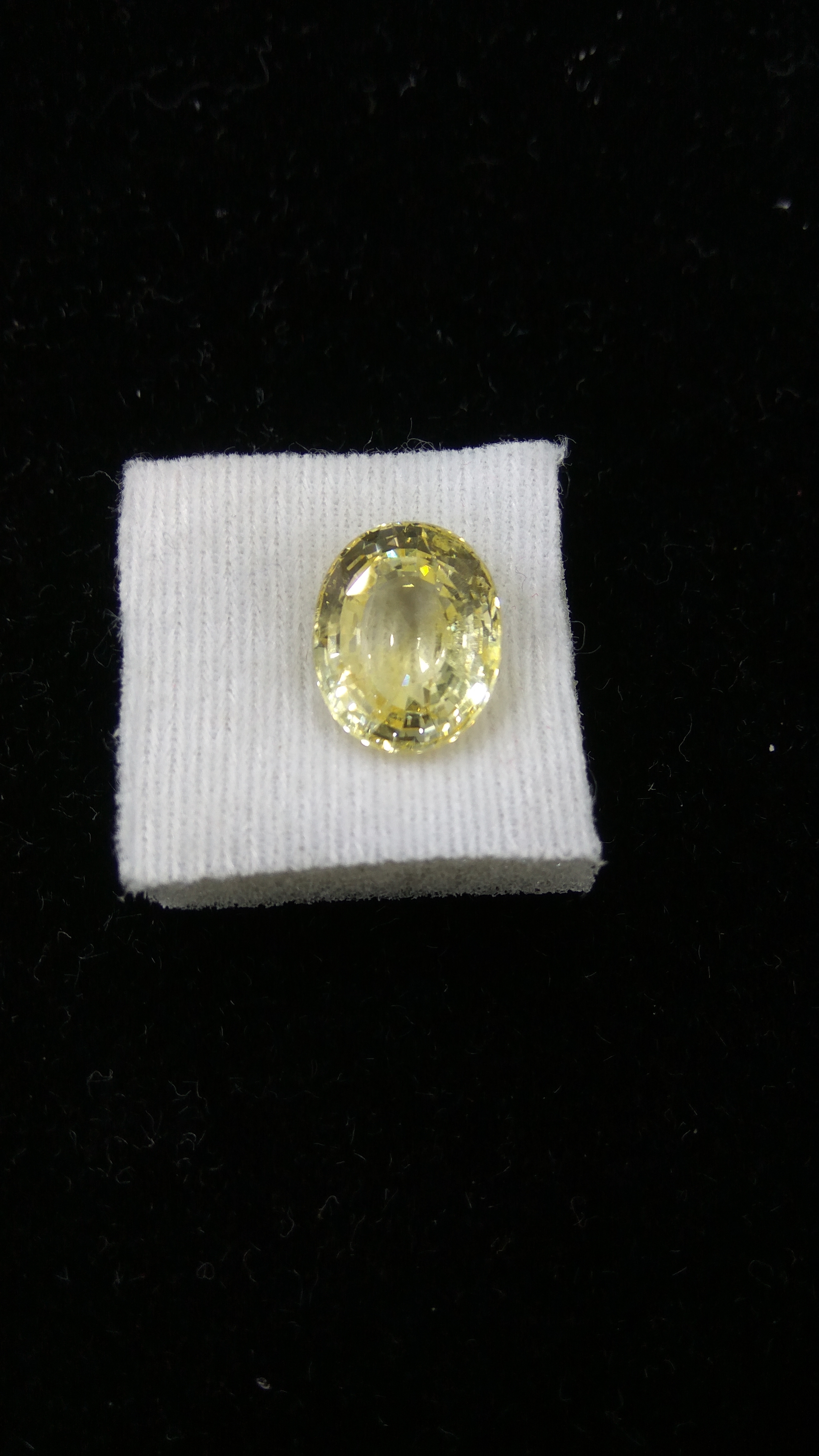 Yellow Sapphire - 8.50 Carats, Natural Unheated Oval Cut, Stunning Yellow Color, Untreated Ceylon Pukhraj Rashi Ratna Gemstone