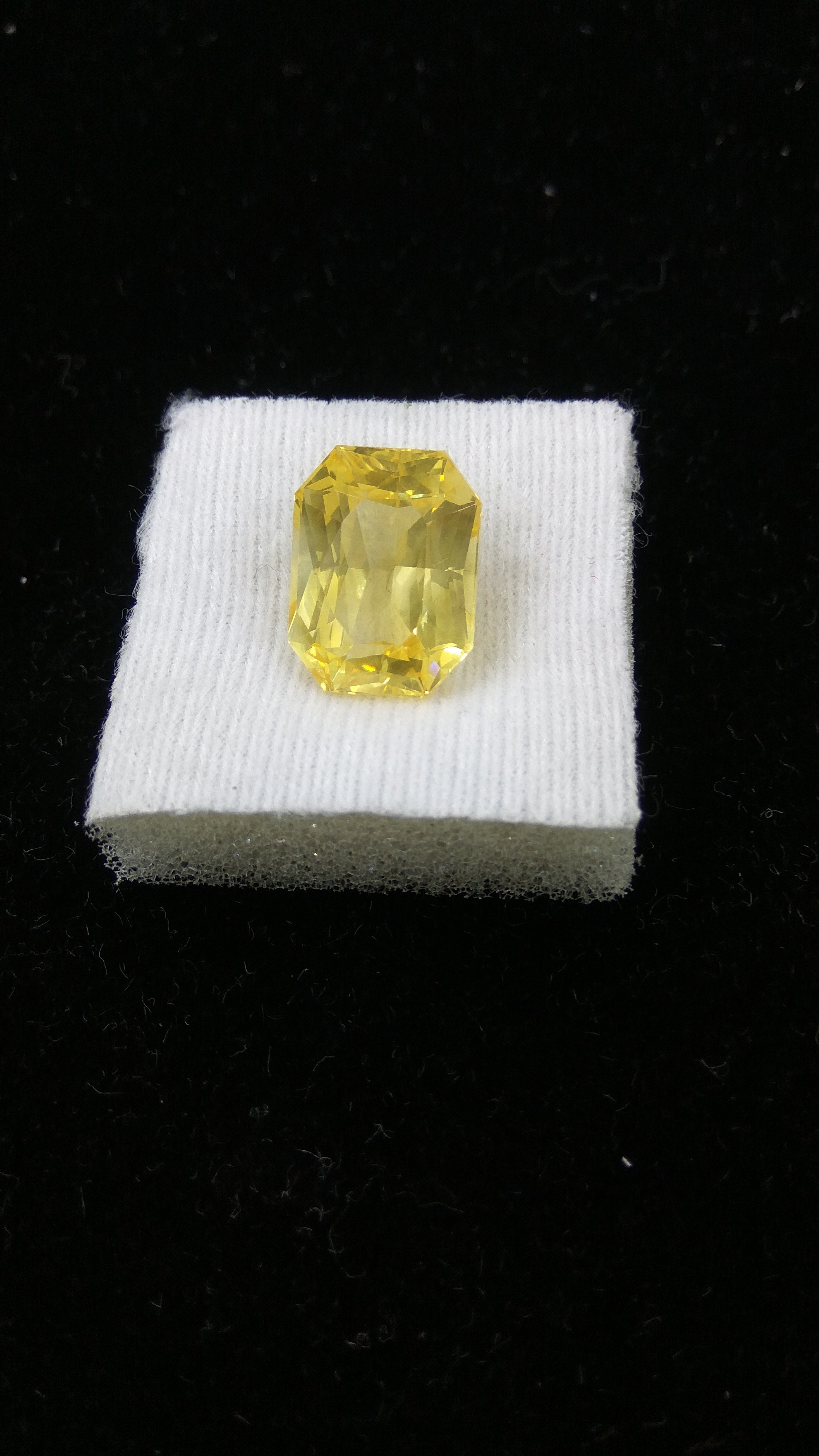 Yellow Sapphire Grade: Available In All Grades