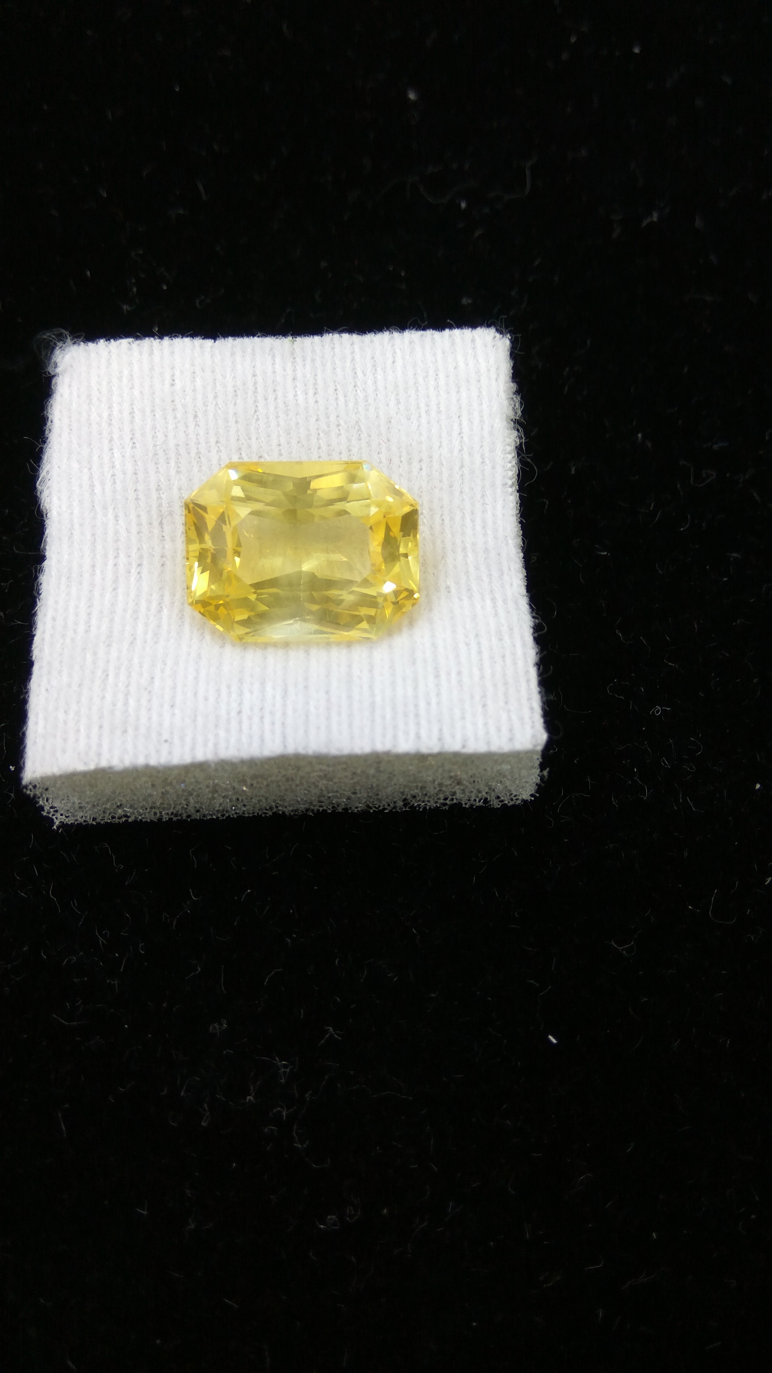 Yellow Sapphire Grade: Available In All Grades