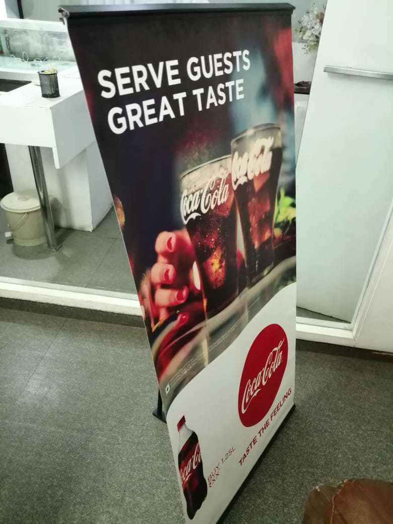 Roll Up Standee Light Weighted