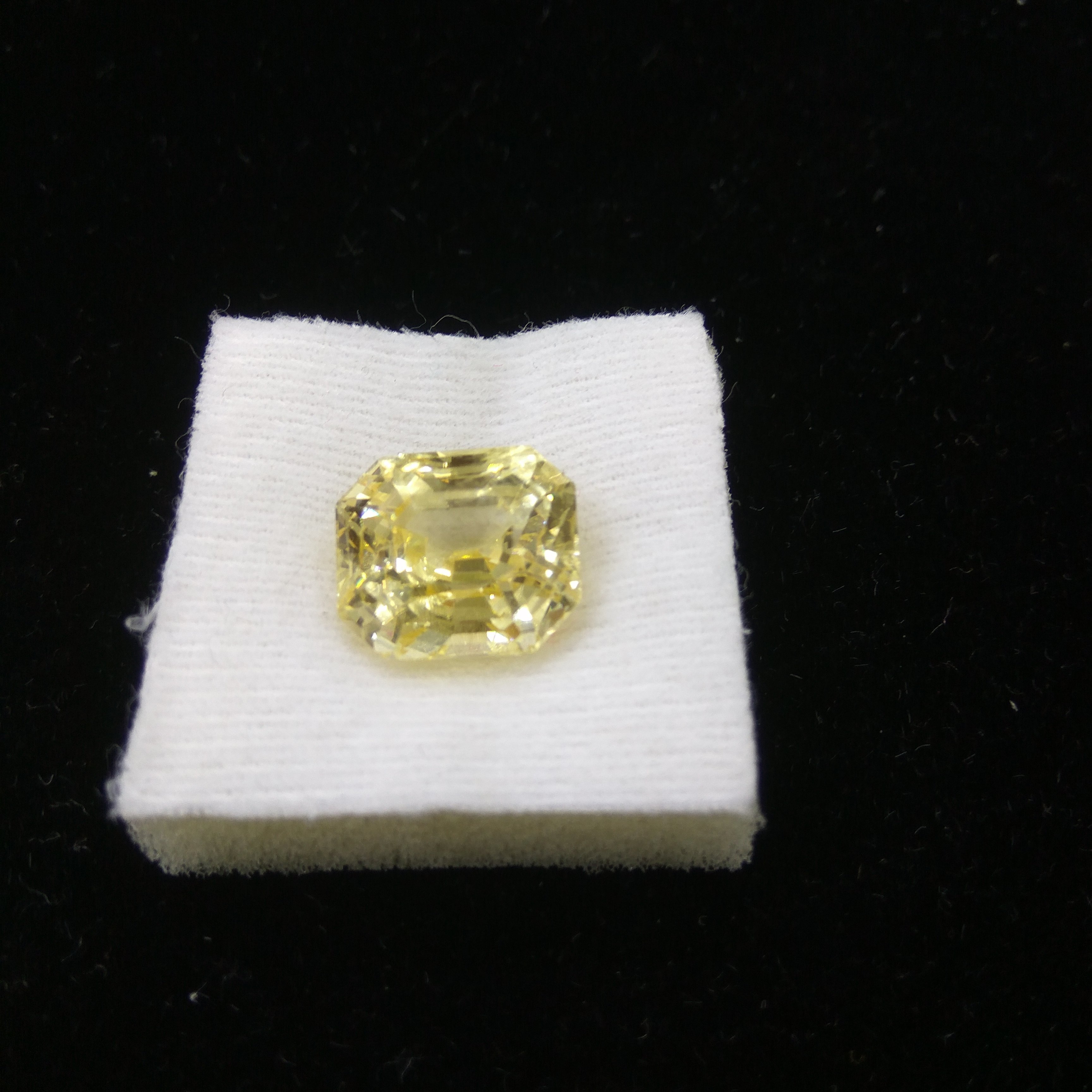 Yellow Sapphire Grade: Available In All Grades