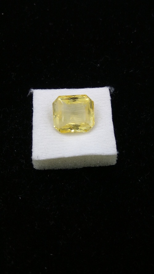 Yellow Sapphire - 18.30 Carats, Natural Untreated Yellow Sapphire, Emerald Cut, Unheated, Sri Lankan Gemstone