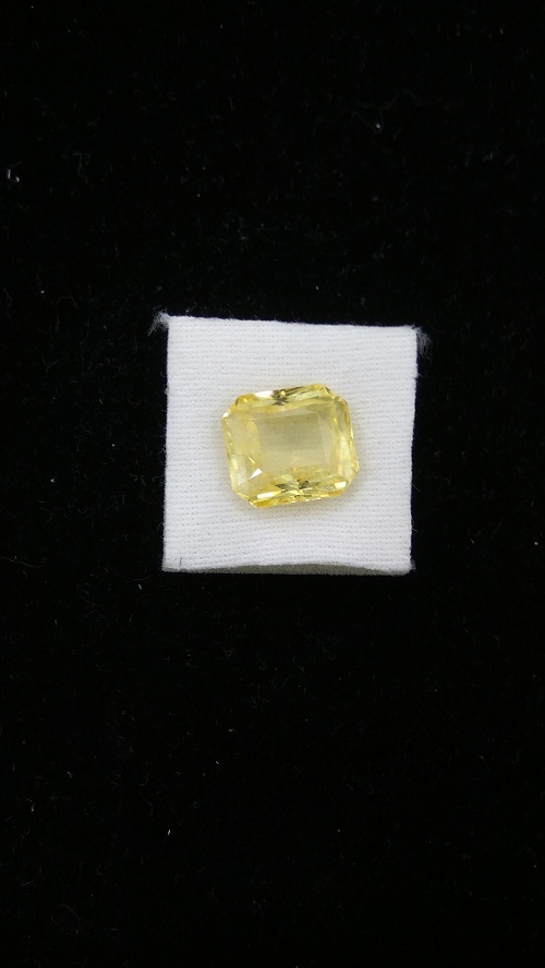 Yellow Sapphire - 18.30 Carats, Natural Untreated Yellow Sapphire, Emerald Cut, Unheated, Sri Lankan Gemstone