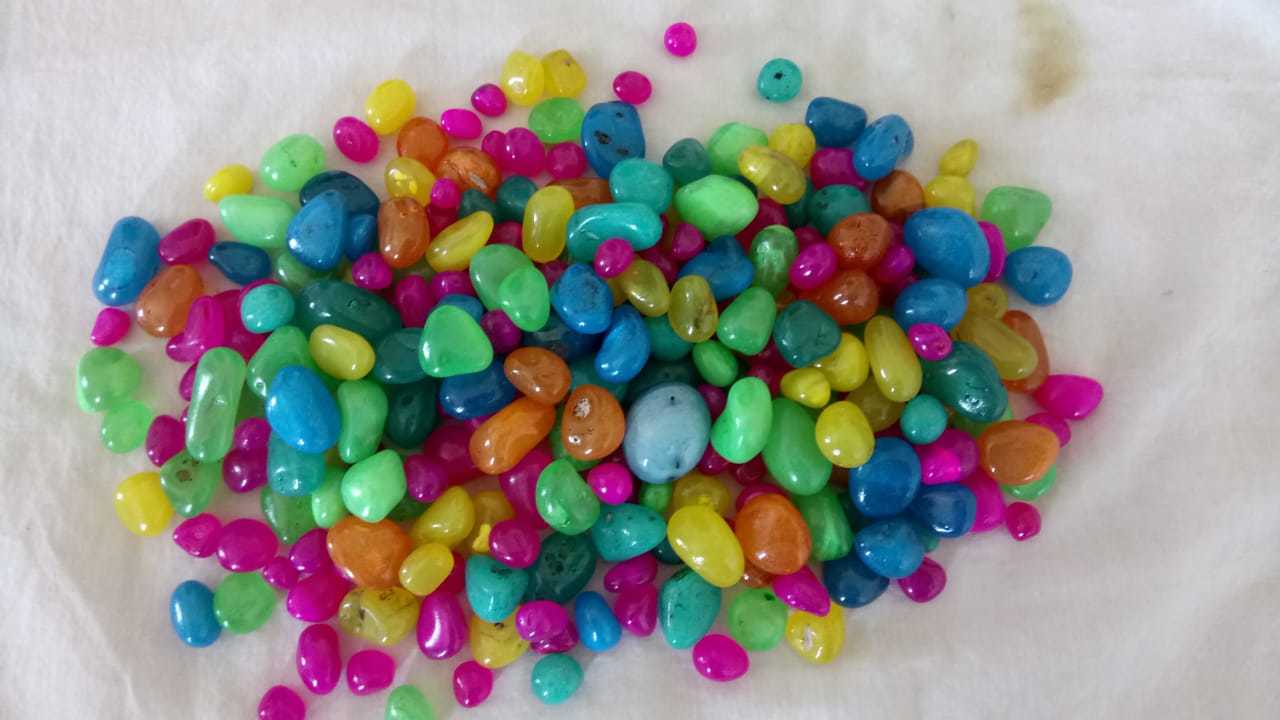 Crystal Colored Glossy Polished Recycled Small Stone Pebbles Size: 5-15 Mm
