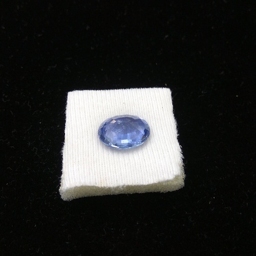 Natural Blue Sapphire - 10.10 Carats, Unheated & Untreated Gemstone With Oval Cut