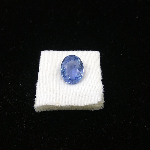 Natural Blue Sapphire - 10.10 Carats, Unheated & Untreated Gemstone With Oval Cut