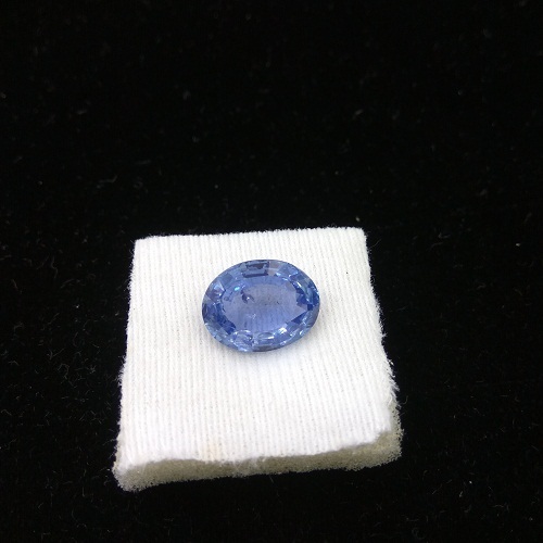 Natural Blue Sapphire - 10.10 Carats, Unheated & Untreated Gemstone With Oval Cut