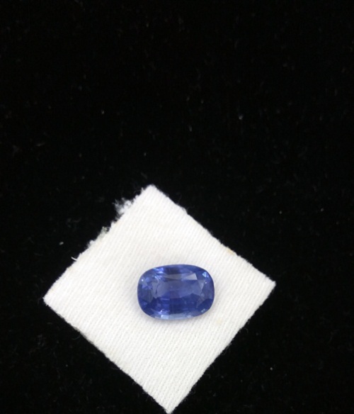 Blue Sapphire - Natural, Oval Cut, 10.50 Carats, Blue Color | Unheated & Untreated, Gia Certified, Ceylonese Neelam Gemstone