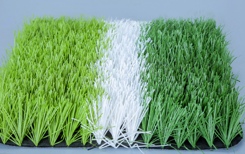 फुटबॉल ग्रास की लंबाई: 25 मीटर (M)