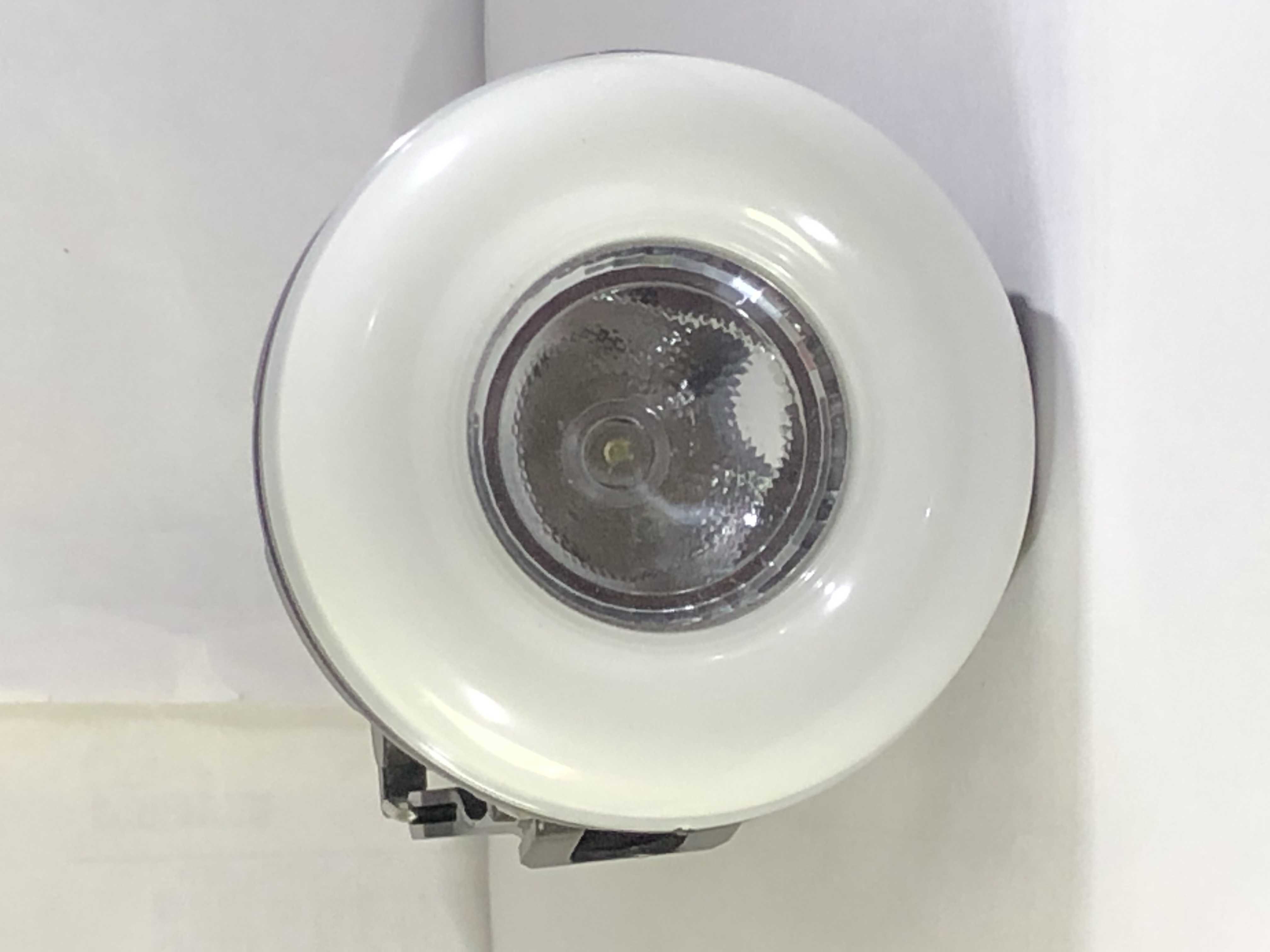 Black Portable Hanging Flip One Lamp