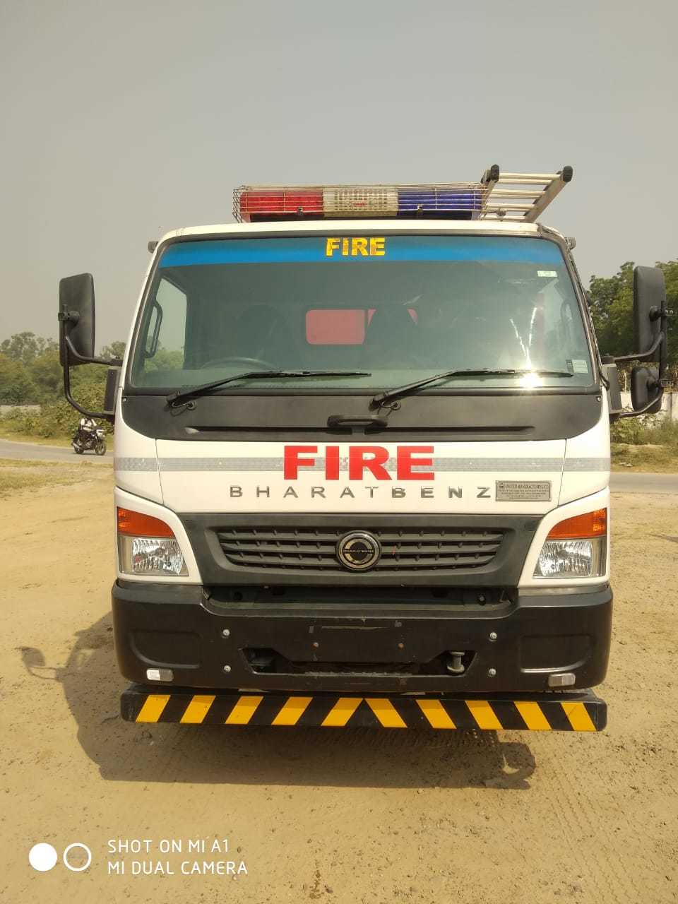 Foam Fire Tender - Mild Steel & Stainless Steel, 4000-12000 Liters Capacity | High Performance Efficiency, Compact Design, 1 Year Warranty