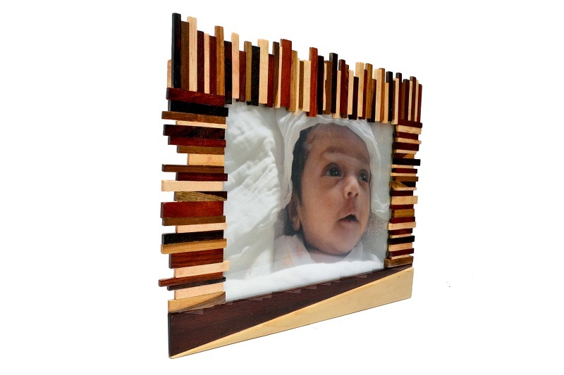Multicolor Wall Hanging Photo Frame