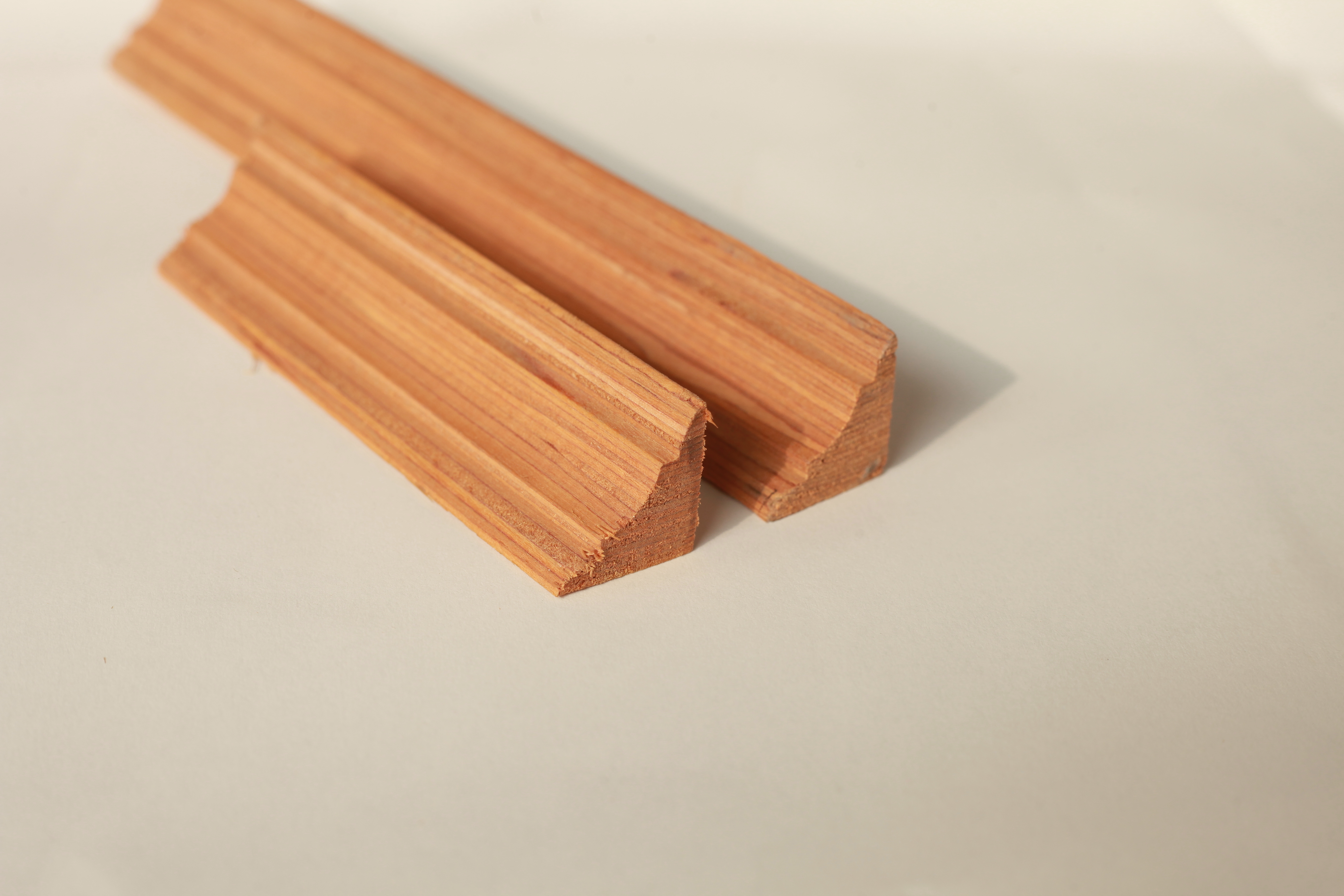 Fashion Forward Scene Wood Cornice Moulding