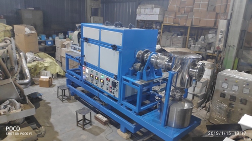 रोटरी रिटॉर्ट ऑक्सीडेशन एंड रिडक्शन फर्नेस क्षमता: 5 किलोग्राम/घंटा