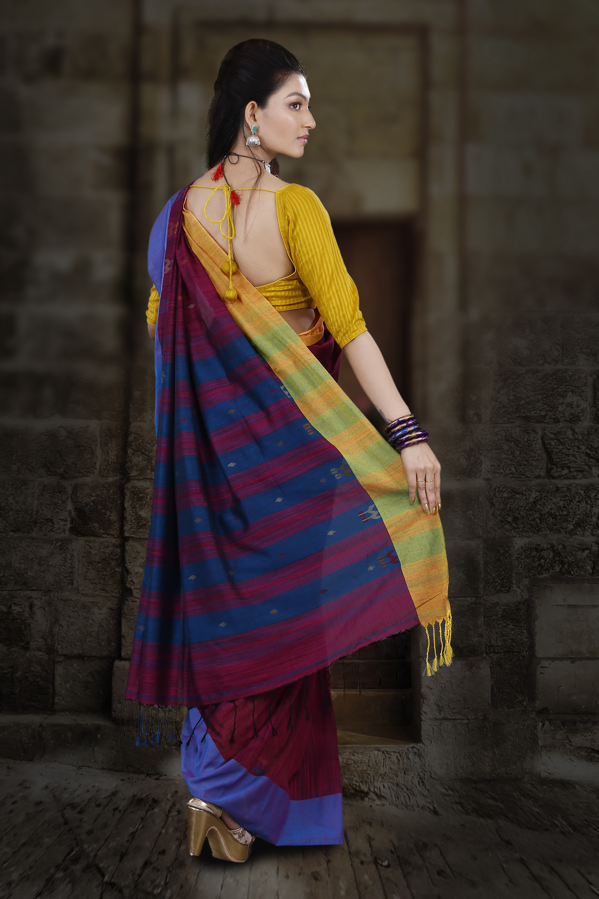 Maroon Hand Woven Cotton Saree - Bold Blue Borders, All Season Wear With Included Blouse Piece