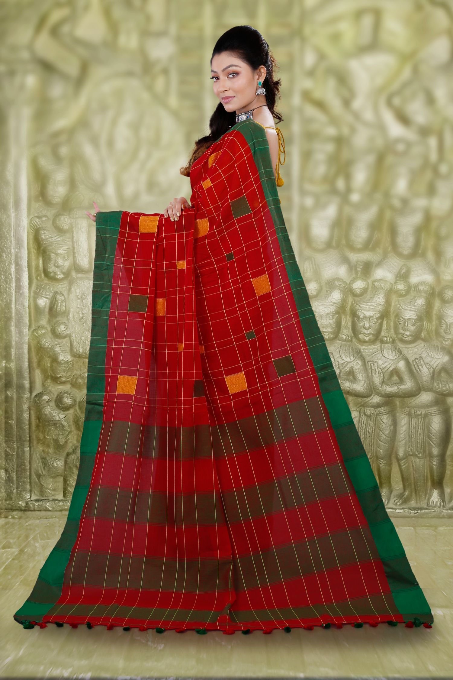 Handwoven Red Hand Woven Cotton Saree With Green Border And Runing Blouse