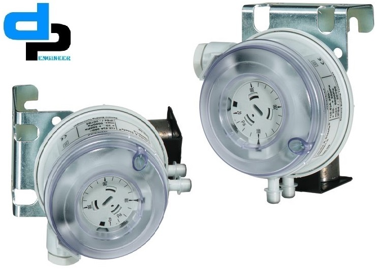 Huba Differential Pressure Switch Range 500 To 2000 Pac Dial Material: Glass