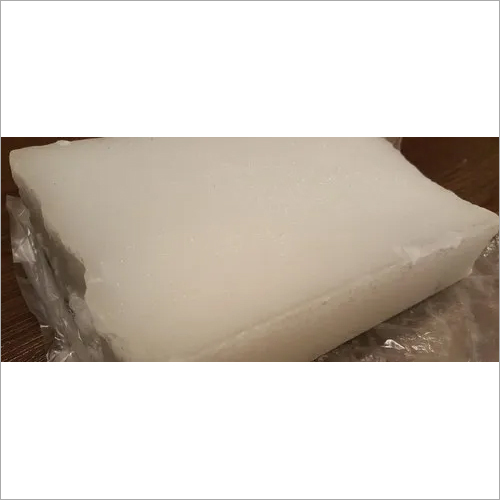 Semi Refined Paraffin Wax - Oil Content 3-5%, Viscosity 6-7 Cst, Density 0.760-0.770 gr/Cm3, Melting Point 65°C, Solid Form | Ideal for Candle Making