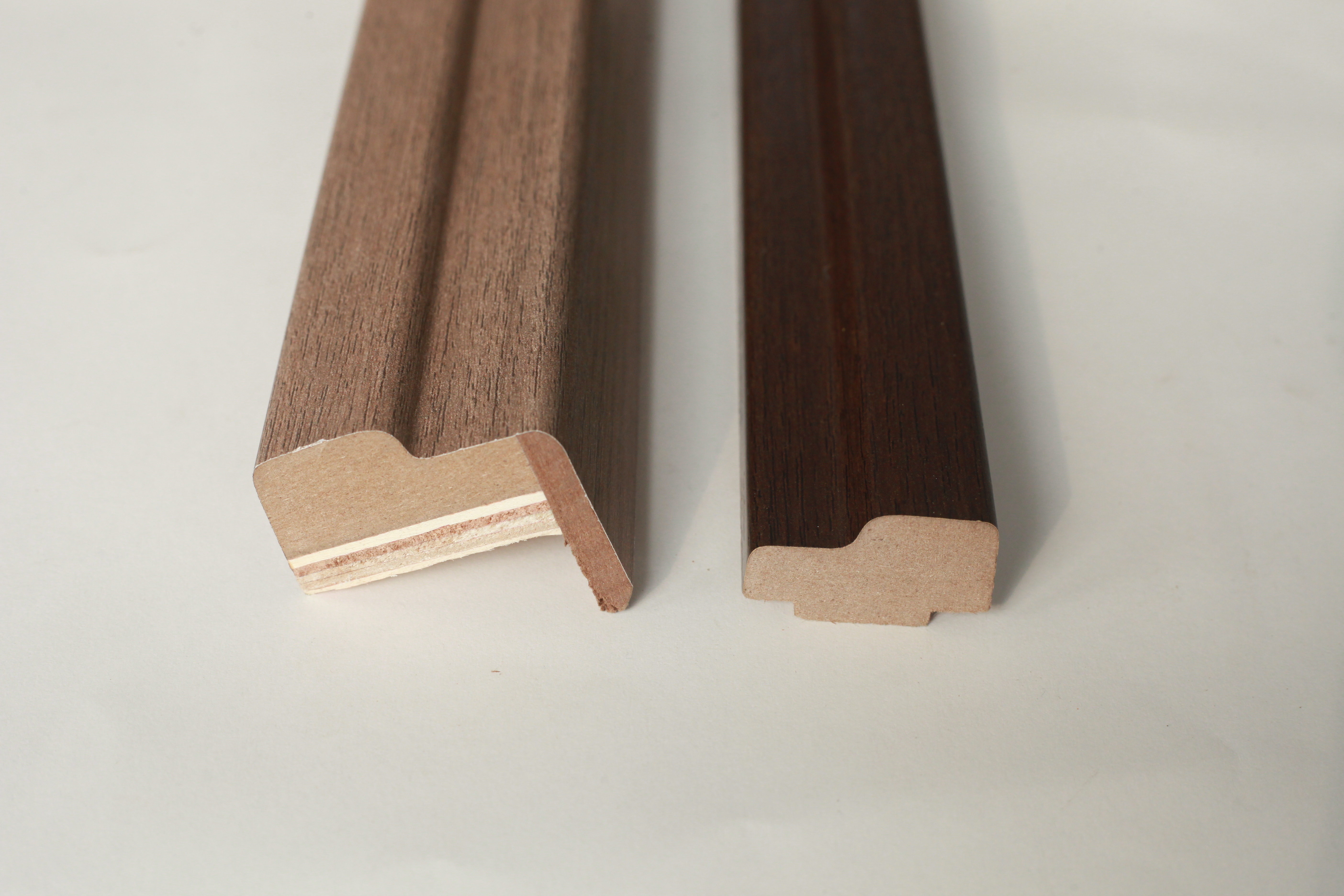Stable Customized Color Solid Hardwood Moulding