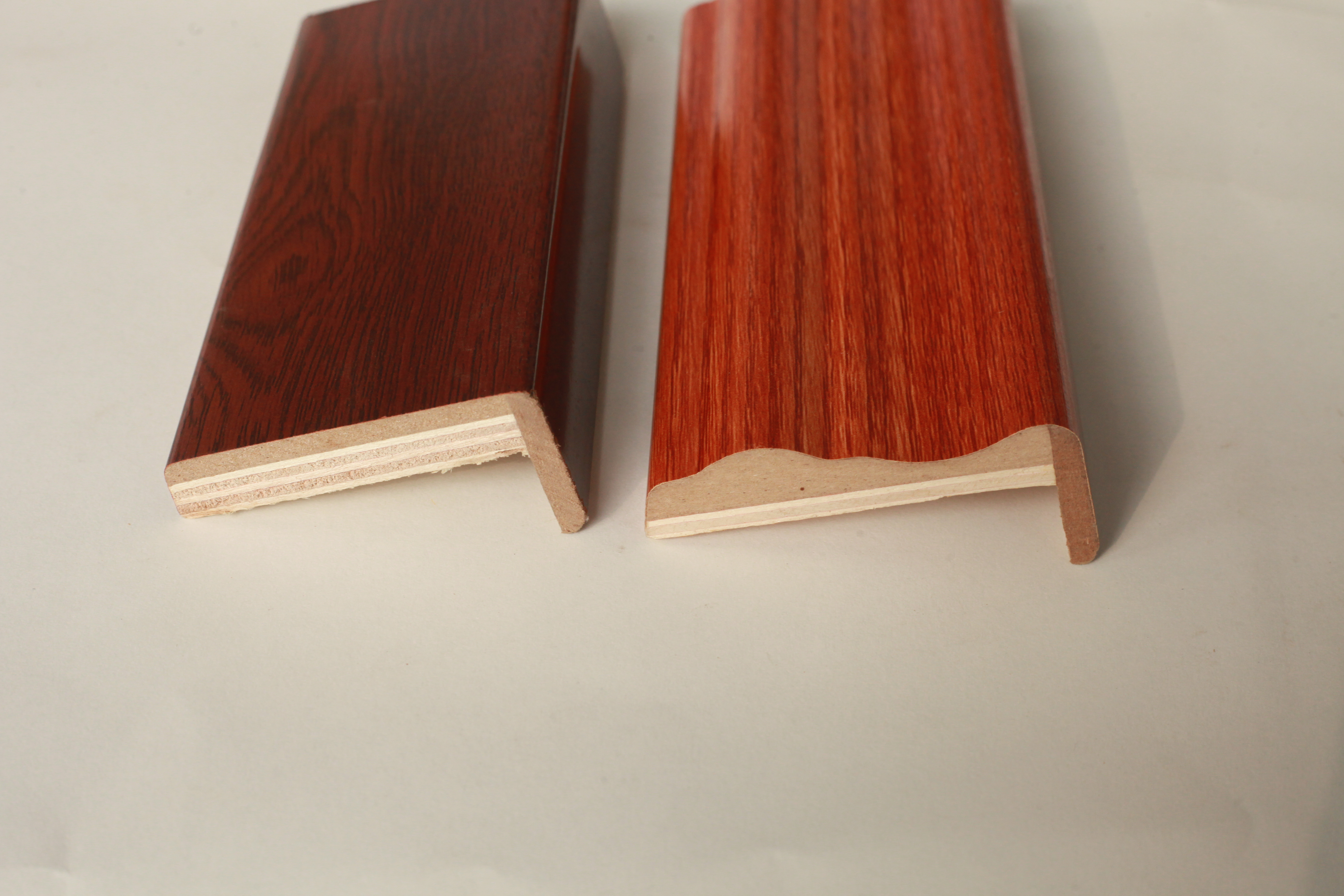 Stable Customized Color Solid Hardwood Moulding