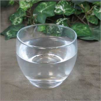 पिग्मेंटेशन यूकेलिप्टस हाइड्रोसोल को कम करें