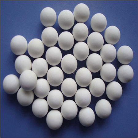 सिरेमिक बॉल्स