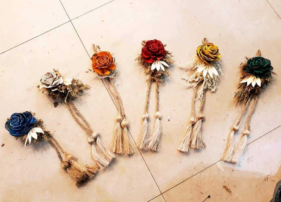 Decorative Toran - Handmade Sola Flowers & Dried Herbs | Red & Golden Color, Customized Floral Design, Weight 200-1500 Grams