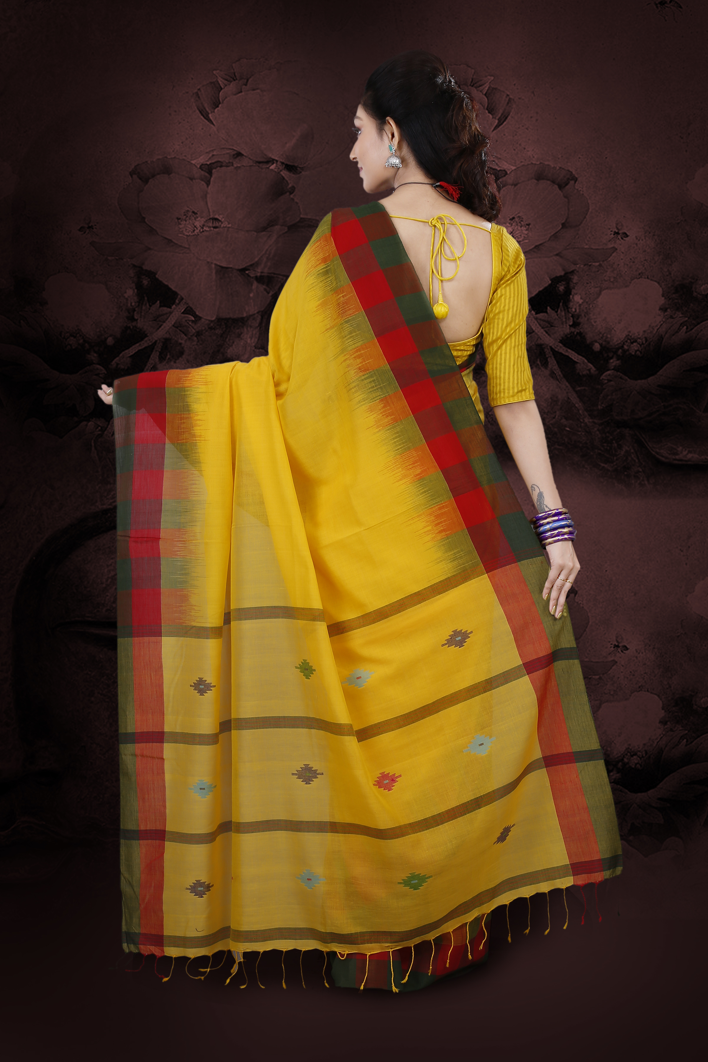 Handwoven Yellow Coloured Hand Woven Pure Cotton Saree
